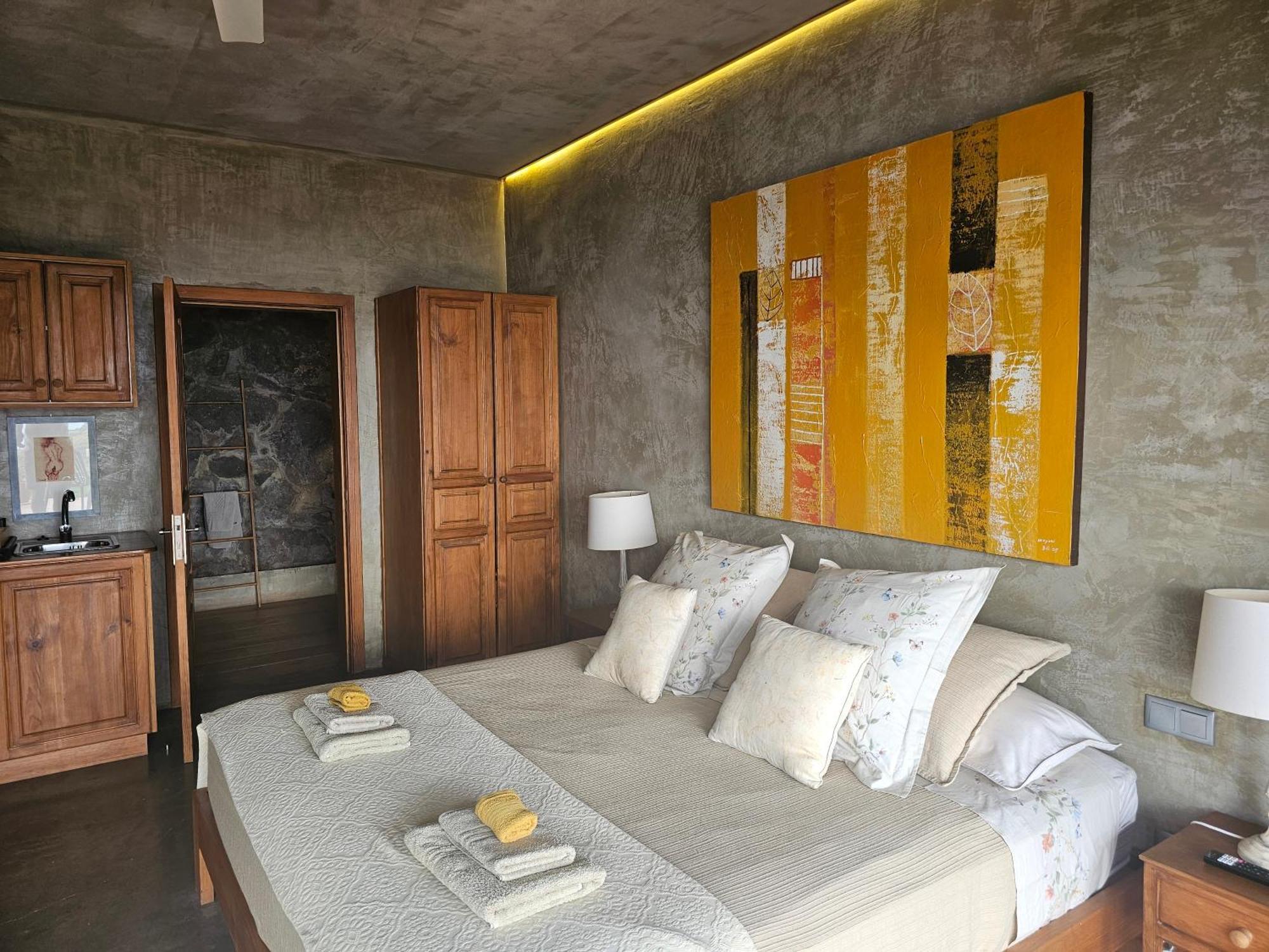 Les Terrasses Suites Calheta  Exterior photo