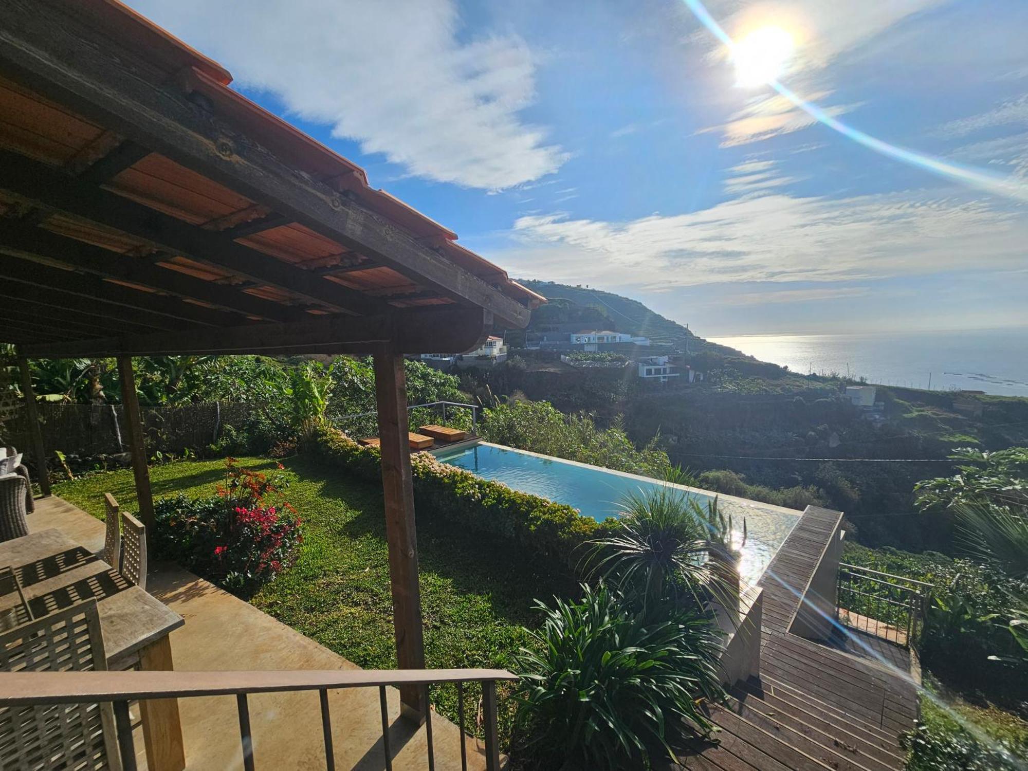 Les Terrasses Suites Calheta  Exterior photo