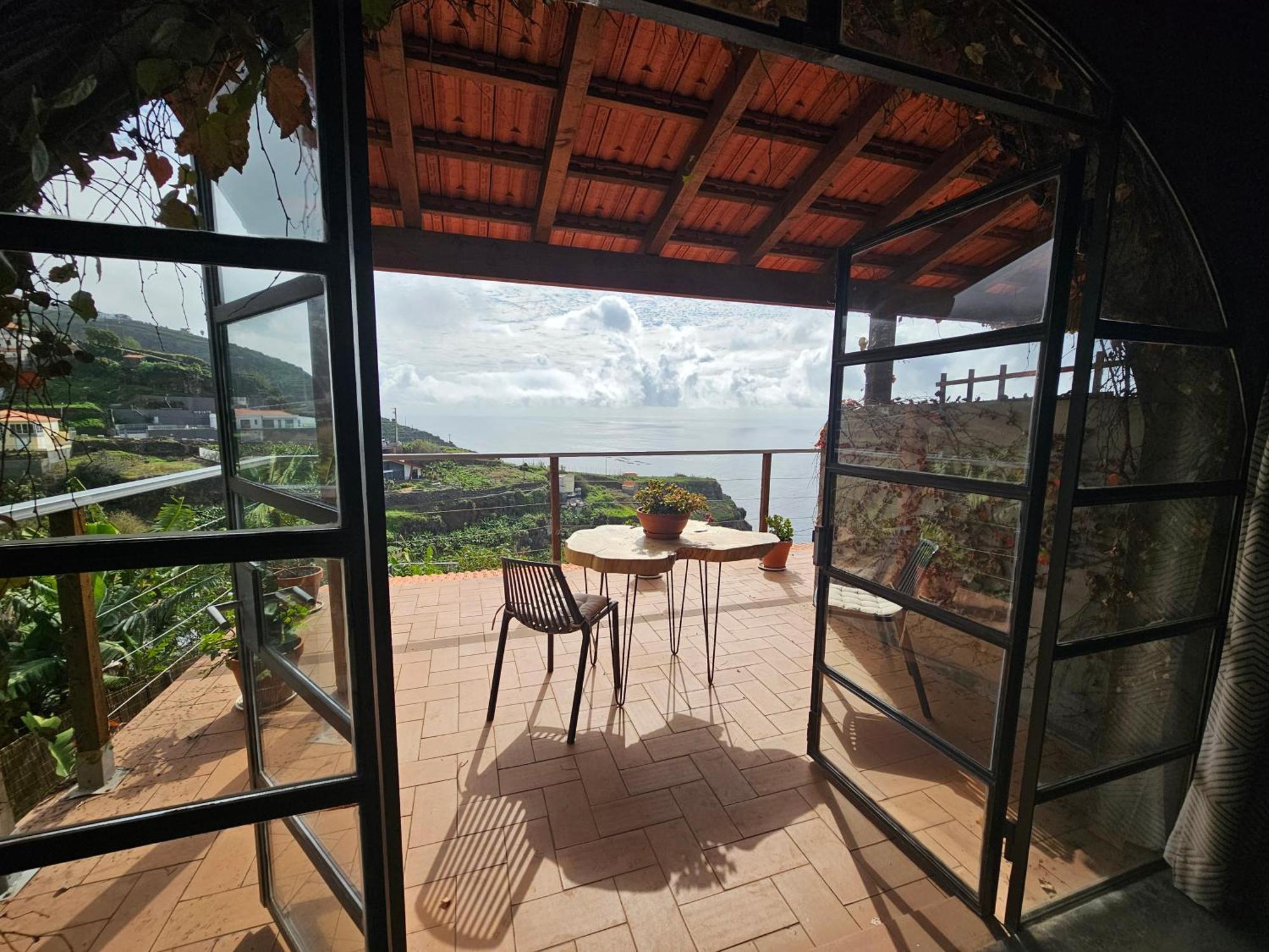 Les Terrasses Suites Calheta  Exterior photo