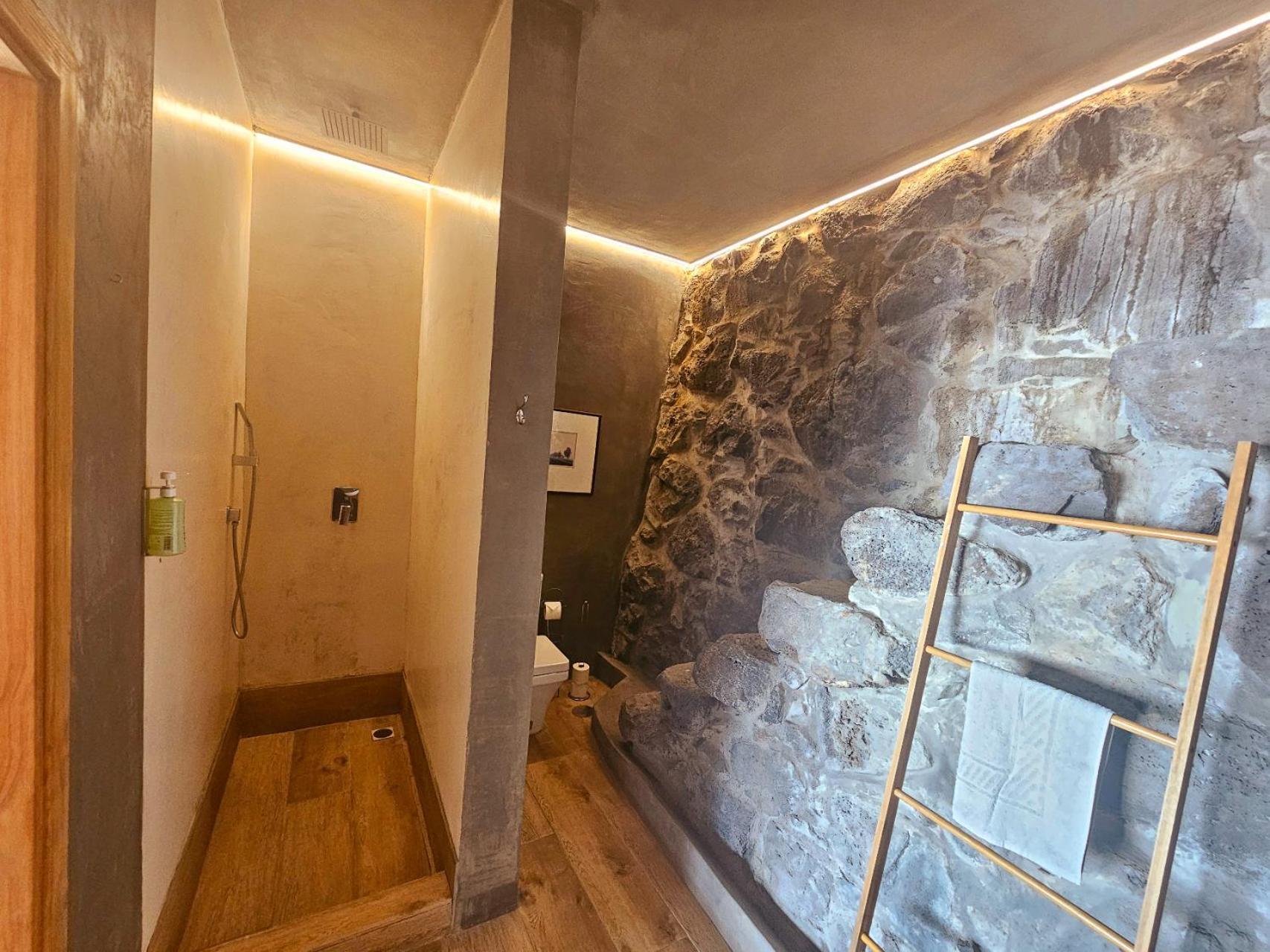 Les Terrasses Suites Calheta  Exterior photo